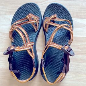 Chaco classic sandal, Sz 9